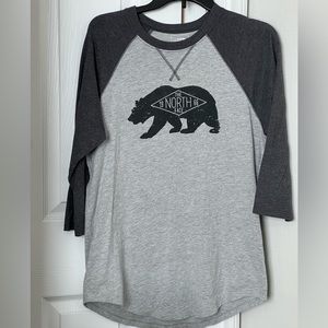 Men’s small North Face long sleeve t-shirt